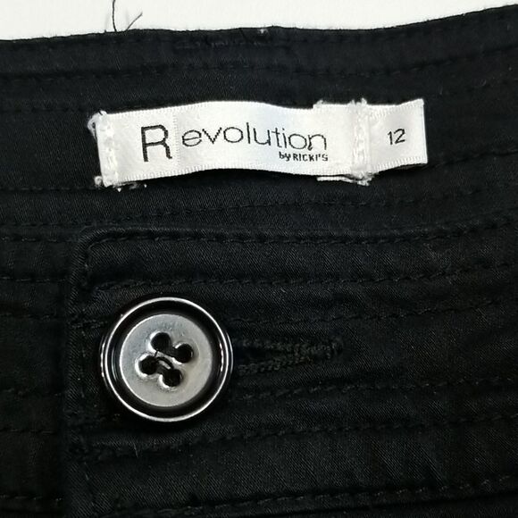 Revolution by Ricki's Shorts Women's Size 12 Trouser Cut Dark Wash Pockets - Picture 2 of 6